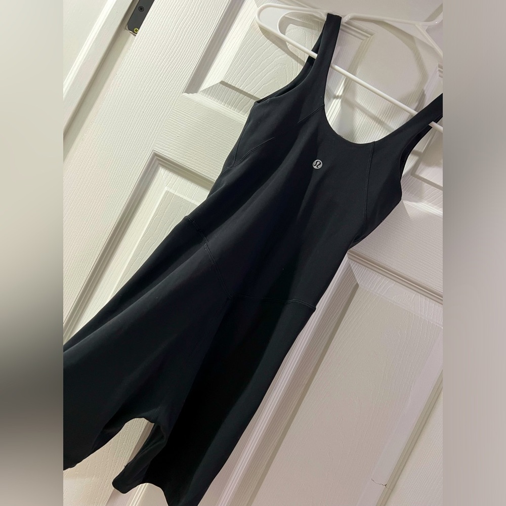 Black Lululemon Align bodysuit. Size 0.